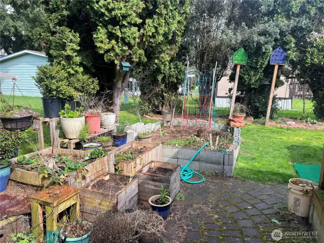 Lots of gardening area.