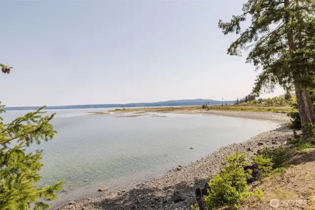Just a block away, you'll find the stunning Hood Canal, with nearby state-owned land that may offer opportunities for beach walks and beachcombing—though it's not officially designated as a park. Outdoor enthusiasts will also appreciate the proximity to Dosewallips State Park and the Dosewallips River, both less than a mile away. For an easy nature escape, the nearby Sylopasle Point Trail leads you right out to the water’s edge, offering a scenic path to soak in the natural beauty of the area.