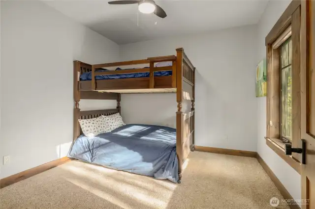Bedroom/Bunkroom