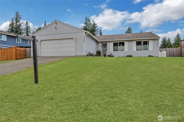 Virtual front view with the grass all greened up.