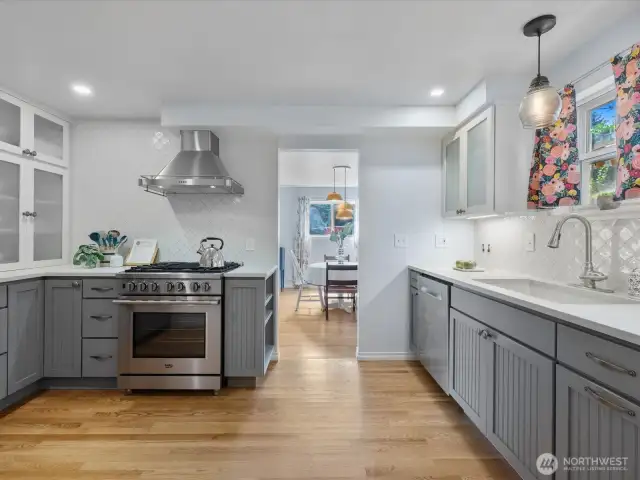 Beautiful lighting and elegant finishes elevate the space, while its smart layout makes it as functional as it is stunning.