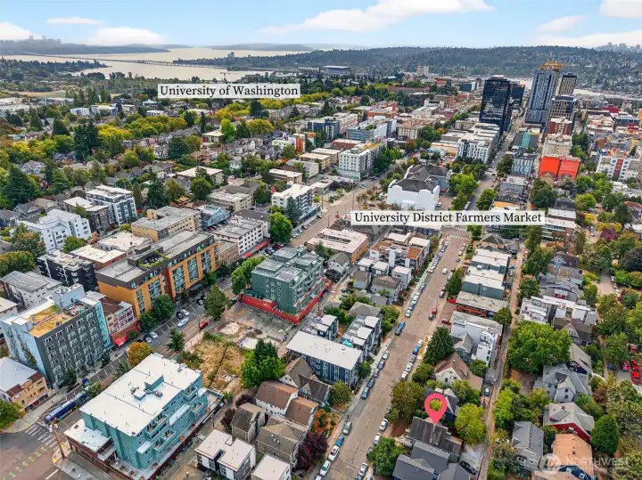 Prime UW Location, just a short stroll to University of Washington. 1 block away from University Ave, stores, restaurants, and Saturday Market.