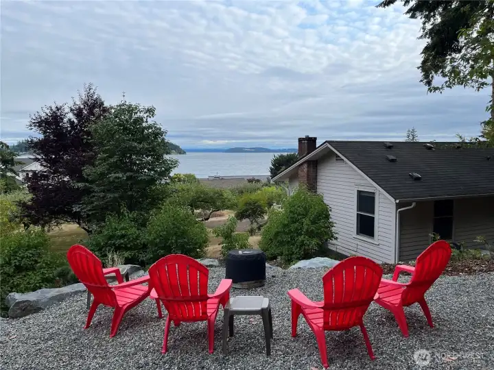 Watch the sunset and light a fire in the fire pit behind the cabin. Create lifelong memories of marshmallow roasts, ghost stories and flashlight tag. Watch the sunset and light a fire in the fire pit behind the cabin. Create lifelong memories of marshmallow roasts, ghost stories and flashlight tag.