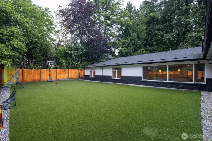 Sports turf