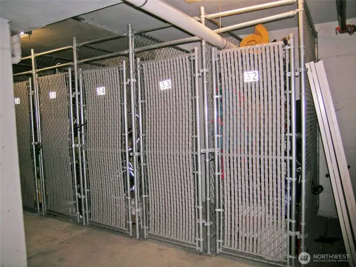 Storage unit