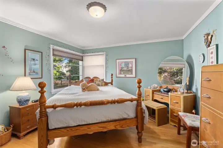 The primary bedroom with a nice walk-in closet.
