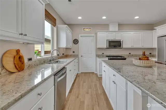 Gorgeous updated kitchen with quartz counters