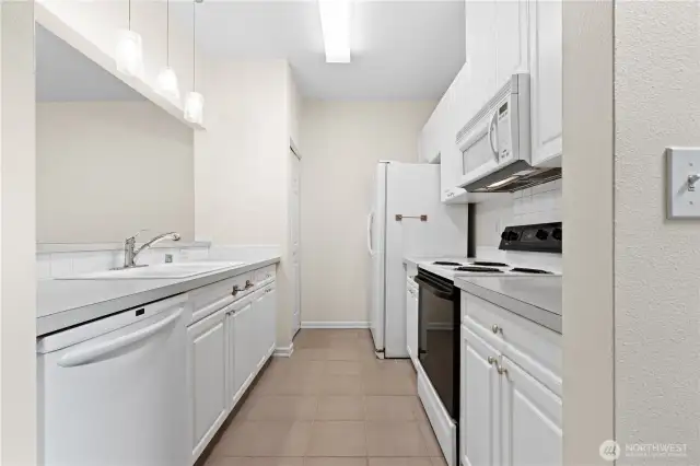 Spacious kitchen with bar