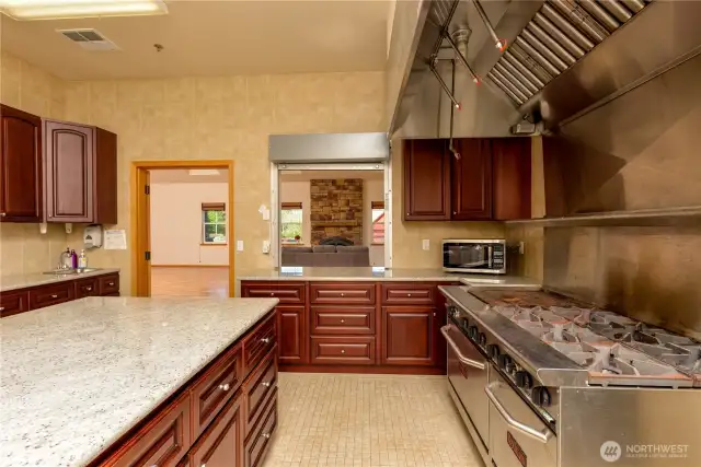Clubhouse Kitchen
