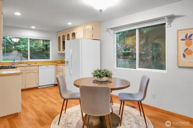 Charming breakfast nook located next to the kitchen and seamlessly open to the family room, perfect for casual dining and gatherings.