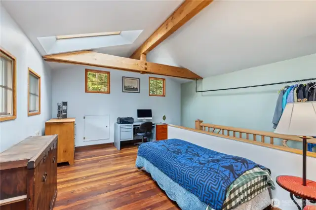 Upper-Level Loft