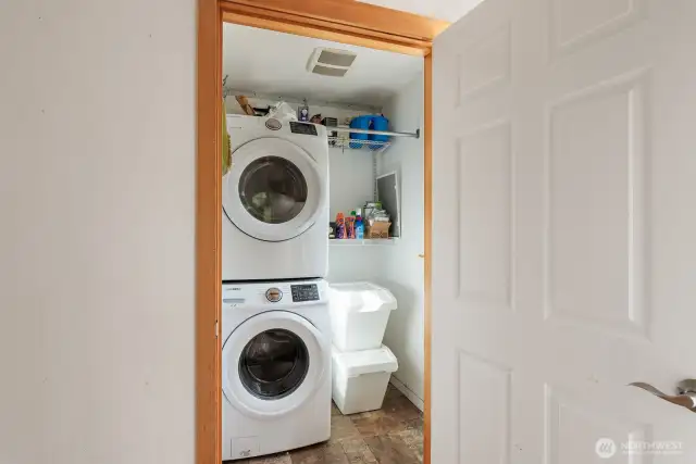 Main level laundry room