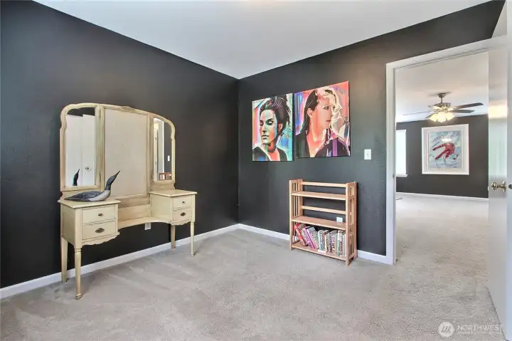 2nd Bedroom