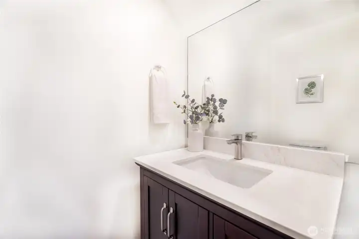 Powderroom on main level