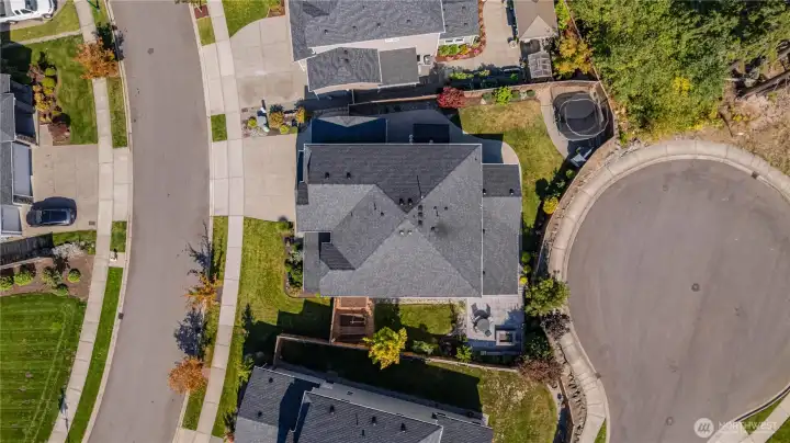 Aerial view highlights all the yard and all this property has to offer.