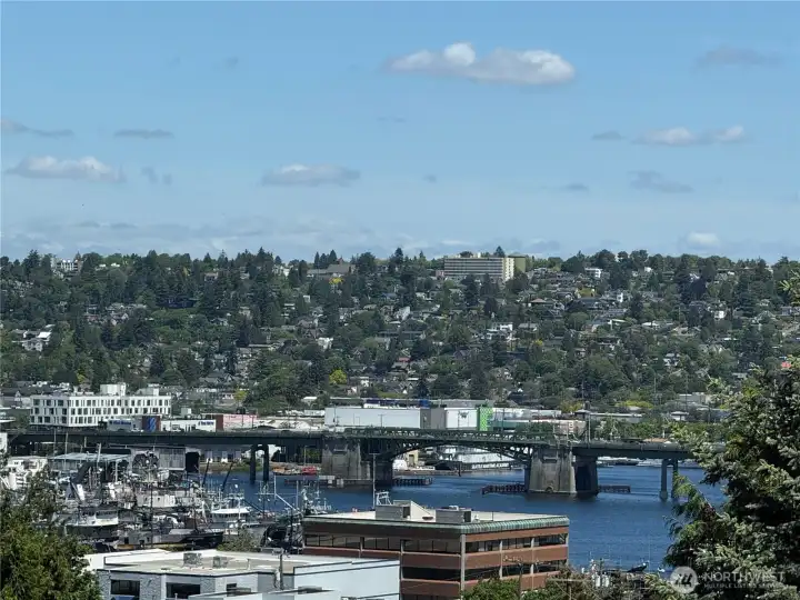 Spectacular view of Salmon Bay and Ballard Bridge! Spectacular view of Salmon Bay and Ballard Bridge!