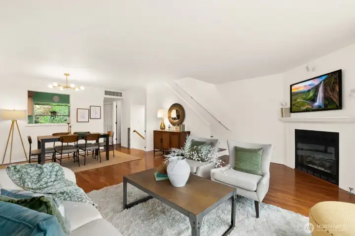 Looking the other way toward the kitchen