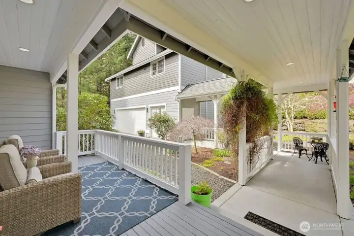 Partially covered back deck