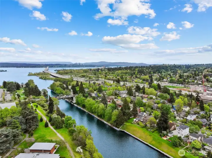 Easy commute to both Seattle and the Eastside