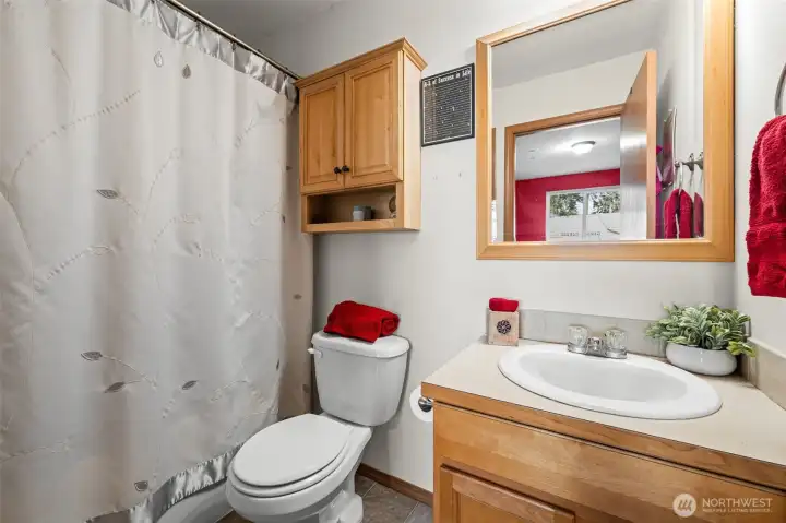 Main Primary Bath