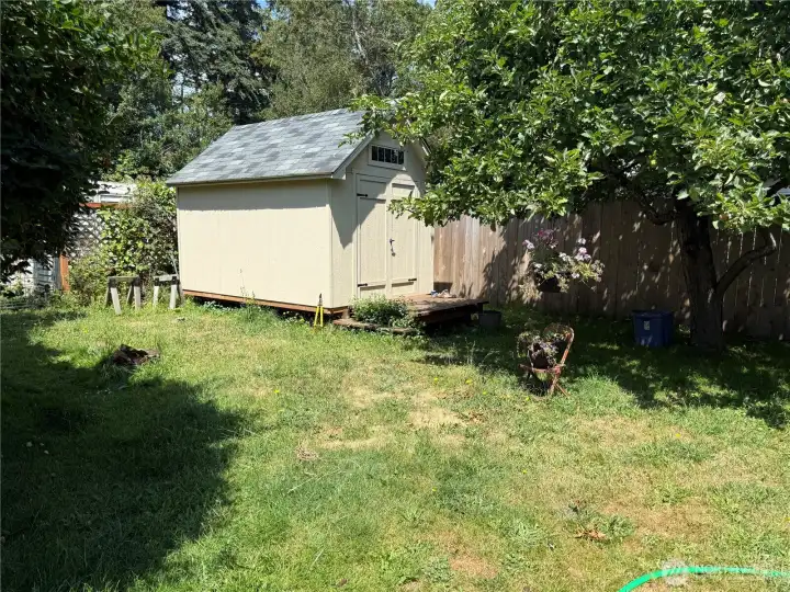 Storage shed