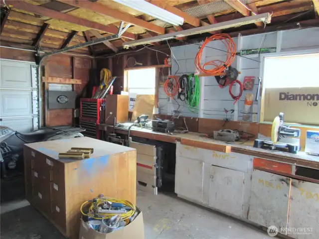 Garage Shop