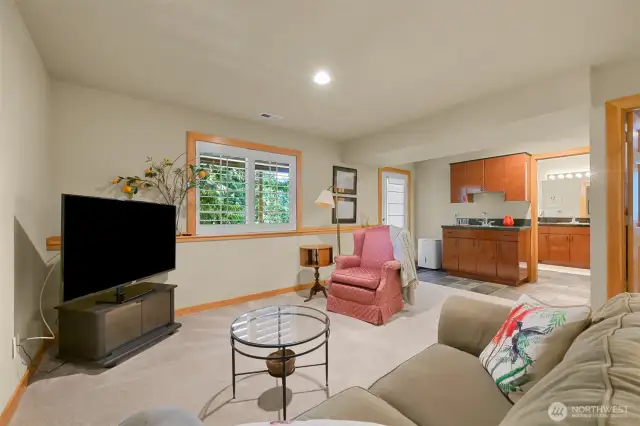 Downstairs living space with wet bar and separate entrance