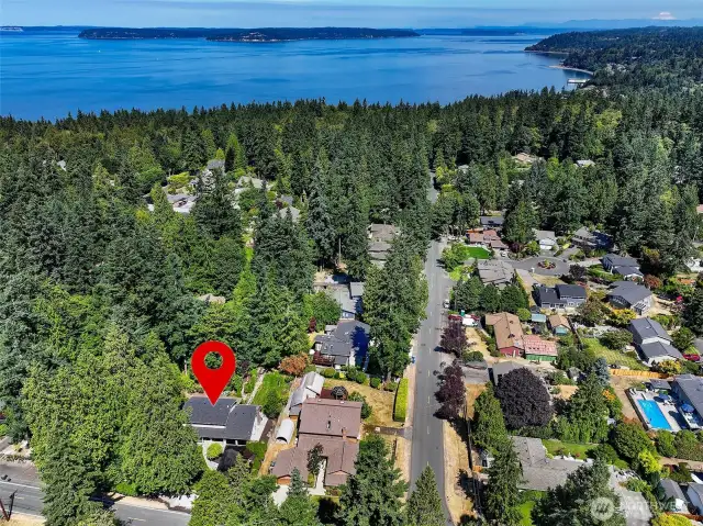 Excellent Edmonds location