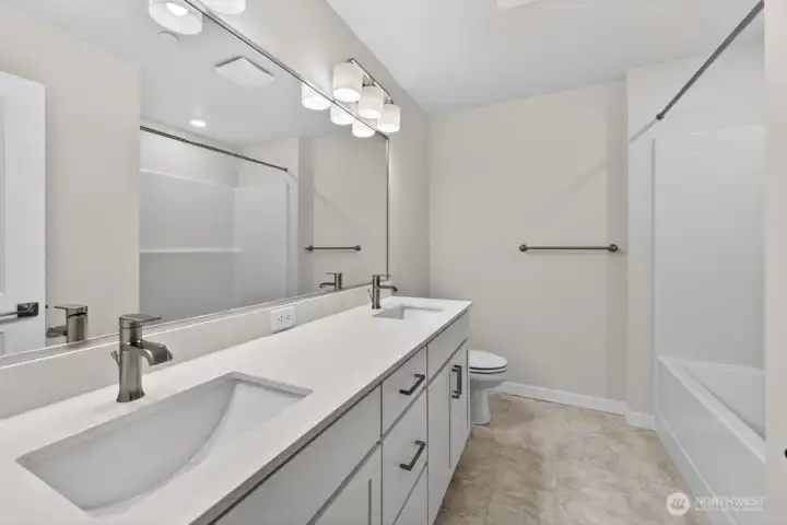 13205 NE 127th Way Unit E - Ready Now