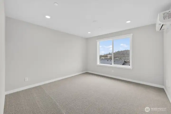 13205 NE 127th Way Unit E - Ready Now