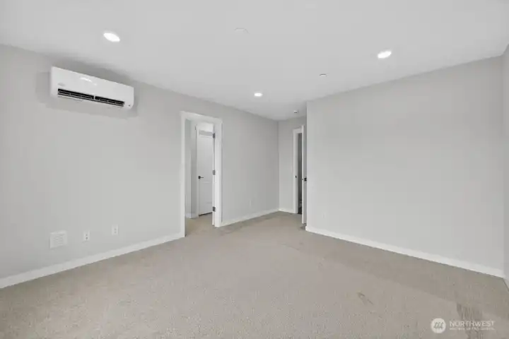 13205 NE 127th Way Unit E - Ready Now