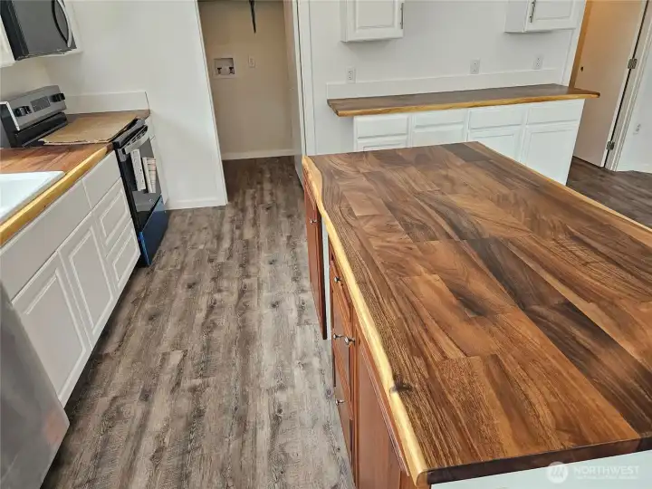 Unique wood surfaced Eating bar