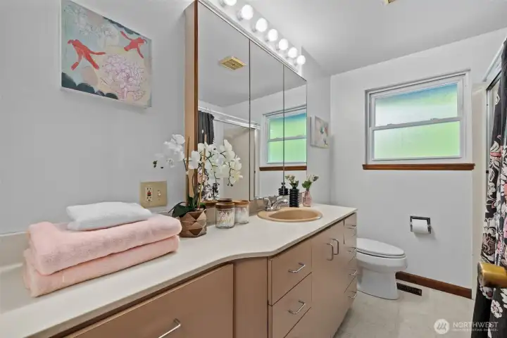 East facing bathroom.