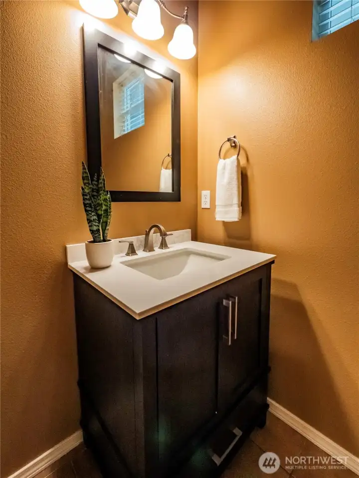 HALF BATH DOWNSTAIRS HALF BATH DOWNSTAIRS