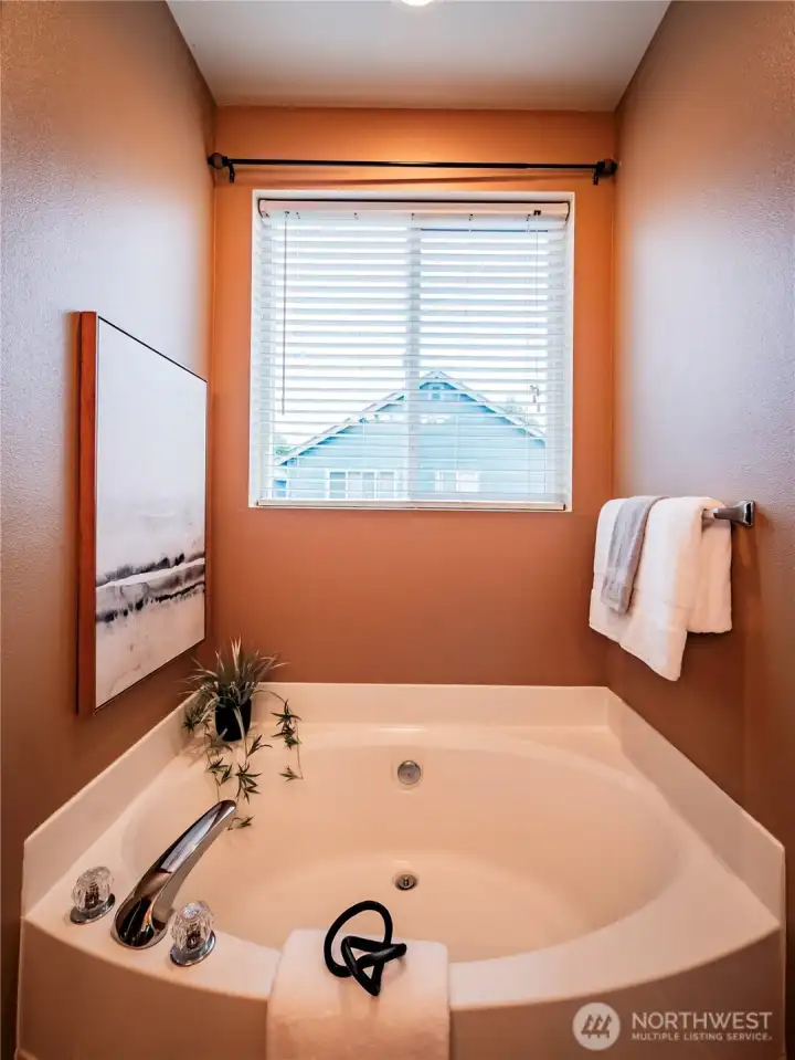 SOAKING TUB SOAKING TUB