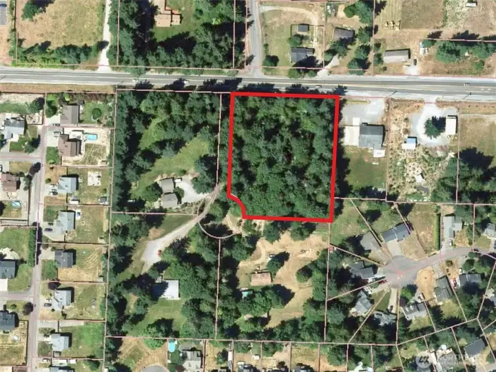 Overhead view with approximate boundaries in red. Overhead view with approximate boundaries in red.