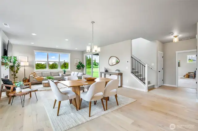Photographs are for illustrative purposes only. Features, finishes, interior/exterior colors, landscaping and floorplan shown may vary from actual homes built.