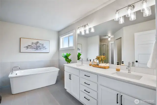 Photographs are for illustrative purposes only. Features, finishes, interior/exterior colors, landscaping and floorplan shown may vary from actual homes built.