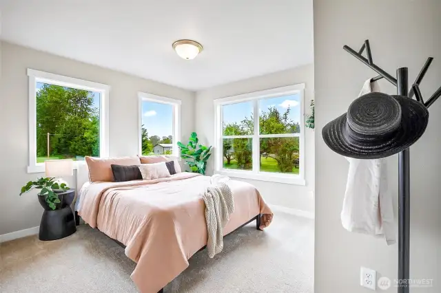 Photographs are for illustrative purposes only. Features, finishes, interior/exterior colors, landscaping and floorplan shown may vary from actual homes built.