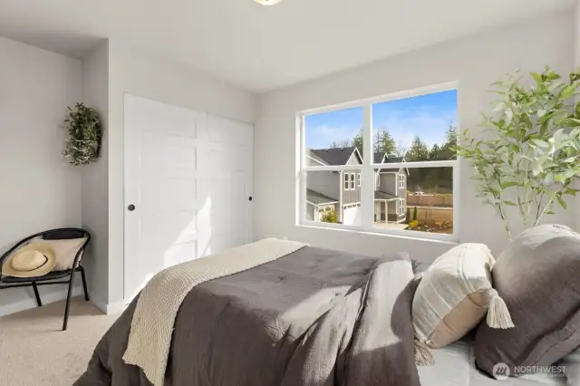 Photographs are for illustrative purposes only. Features, finishes, interior/exterior colors, landscaping and floorplan shown may vary from actual homes built.