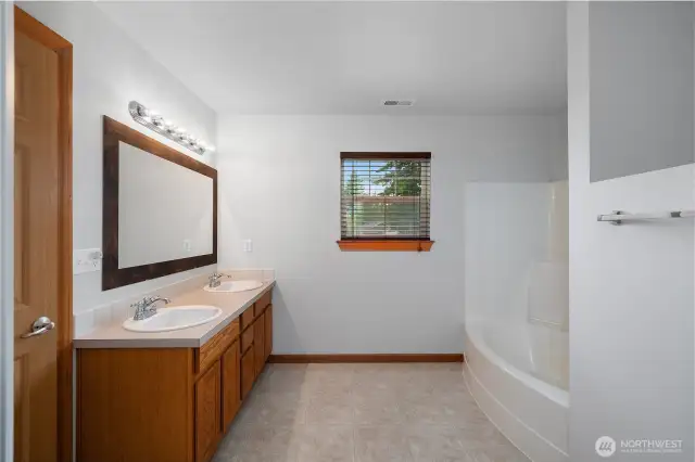 Primary bath