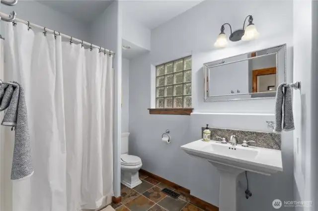 3/4 bath on main level