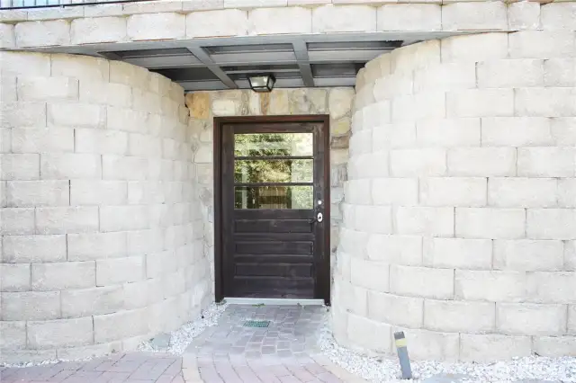 Private ADU entrance