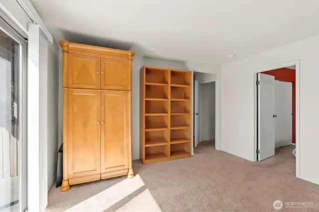 Lower Level Bonus Room