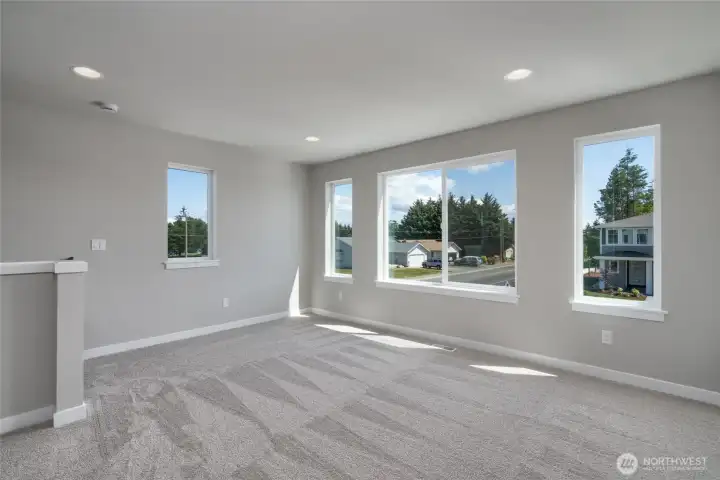 Photos are of a home in a different community and are for illustration purposes only to reflect typical finishes.  May depict seller enhancements.  Colors and options may vary.