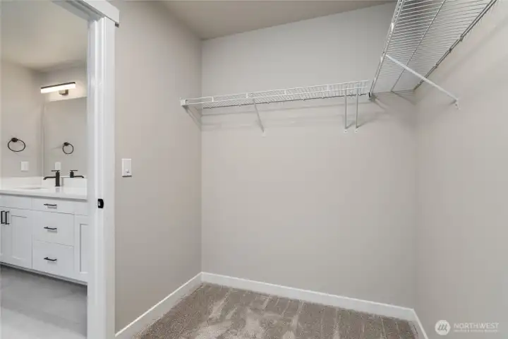 Photos are of a home in a different community and are for illustration purposes only to reflect typical finishes.  May depict seller enhancements.  Colors and options may vary.