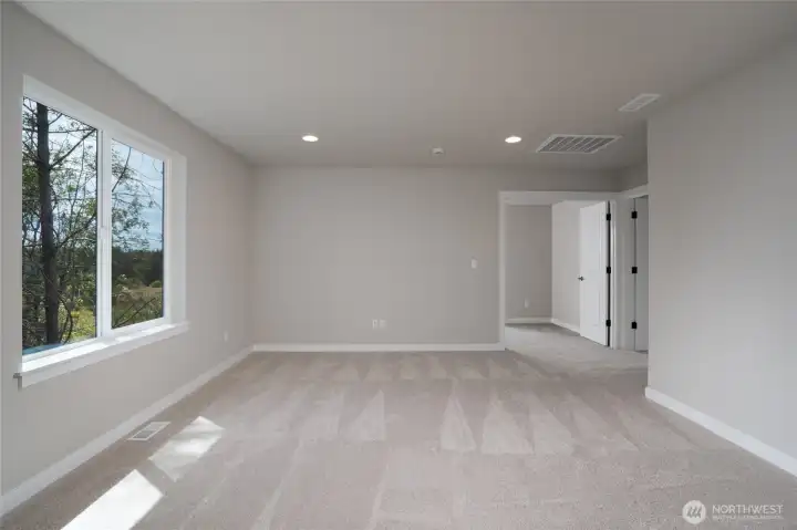 Photos are of another home in the community and are for illustration purposes only to reflect typical finishes.  May depict seller enhancements.  Colors and options may vary.