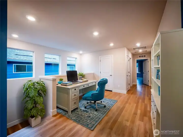 OFFICE AREA OFF THE BONUS/LOFT AREA