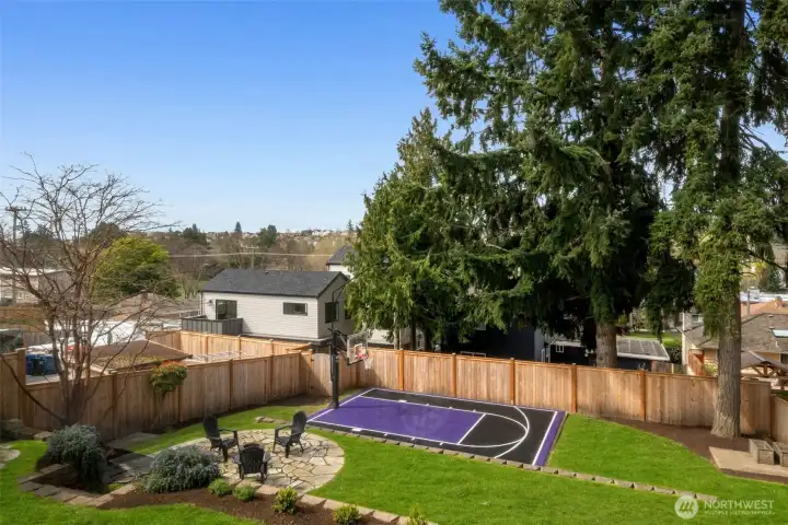 The perfect place to entertain this summer.