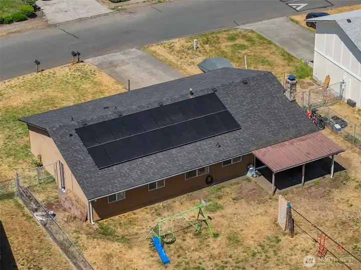 Solar panels and brand new roof! Solar panels and brand new roof!